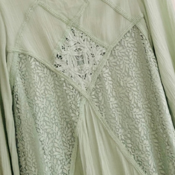 Dress - Picture 2 of 5